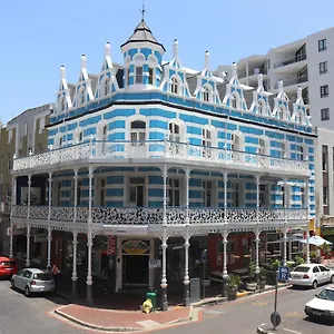 https://urban-hive-backpackers.hotels-capetown.com
