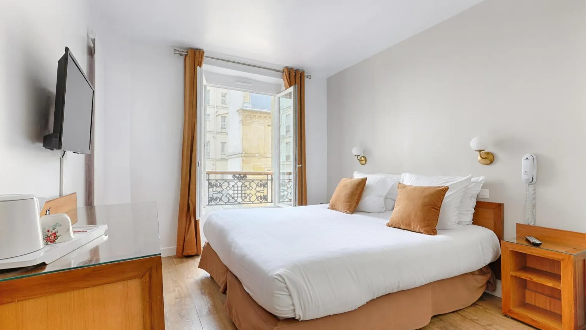 Hotel Hôtel Du Leman Paris