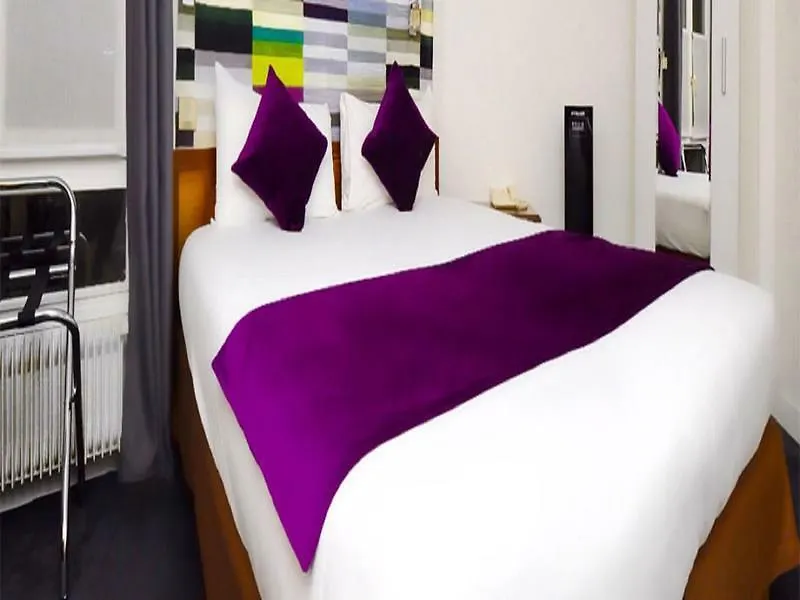 Hôtel Du Leman Paris Hotel