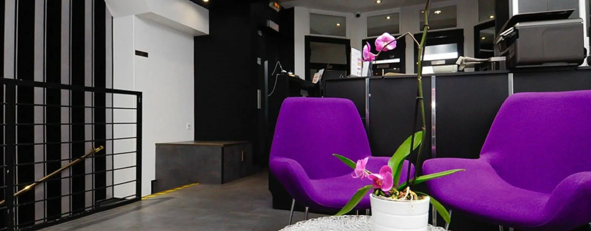 Hôtel Du Leman Paris Hotel